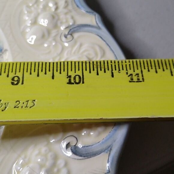 Vintage Crown Ducal A2913 Floral Embossed Cream and Blue Plate - Picture 6 of 8